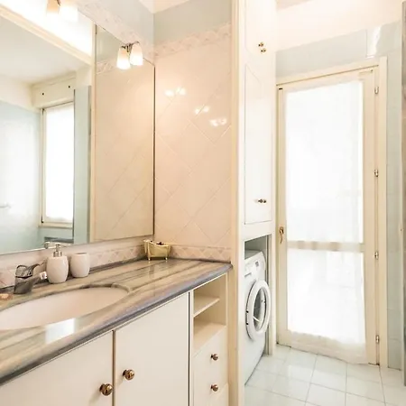 Royale Melody In - Near Centre Apartamento *
